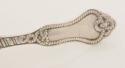 Lot 101 - A Victorian silver caddy spoon.