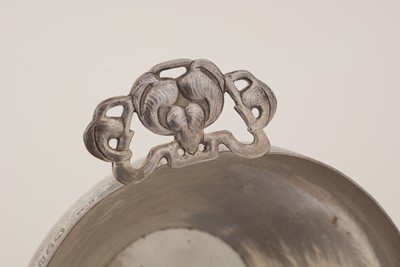 Lot 218 - An Edwardian Art Nouveau silver bowl.