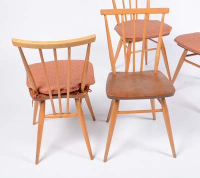 Lot 1 - Lucian Ercolani - Ercol -  Windsor, Model 391 - a set of four beech and elm dining chairs