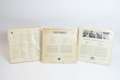 Lot 353 - 3 rare pressing of Elvis Presley records