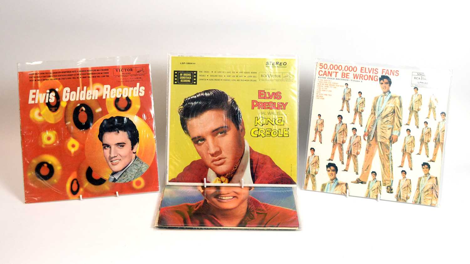 Lot 359 - 7 late 1950s Elvis records