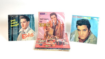 Lot 363 - 12 late 1950s Elvis records