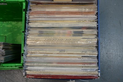 Lot 365 - A large collection of late 1950s Elvis records