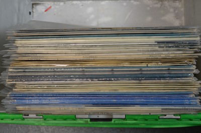 Lot 368 - A large collection of early 1960s Elvis records