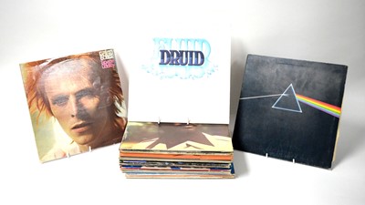 Lot 190 - A collection of mixed LPs