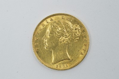 Lot 950 - Queen Victoria gold sovereign, 1861