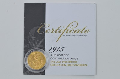 Lot 933 - The London Mint Office: George V gold half sovereign, 1915