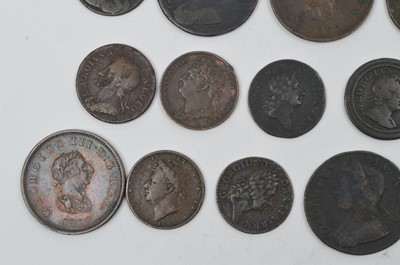 Lot 909 - A good selection of 17th Century and later British copper coinage.
