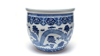 Lot 335 - A Chinese blue and white bowl or planter