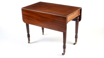 Lot 1336 - Gillows: a George IV mahogany Pembroke table