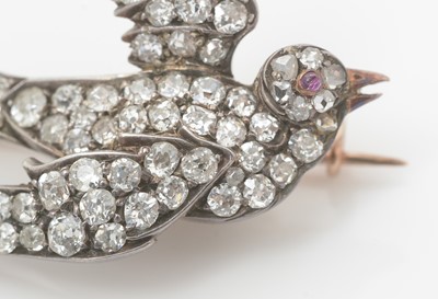 Lot 449 - A Victorian diamond swallow pattern brooch