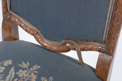 Lot 1102 - Attributed to Epstein: A mid 20th Century Queen Anne style burr walnut 10 piece dining suite