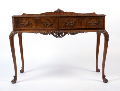 Lot 1103 - Attributed to Epstein:  A Queen Anne style burr walnut canteen of cutlery