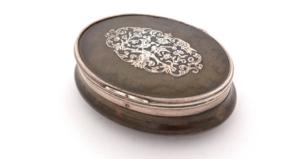 Lot 318 - A George II silver-mounted tortoiseshell snuff box.