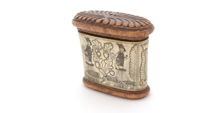 Lot 328 - An 18th Century Continental snuff box.