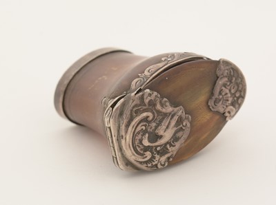 Lot 379 - A George II small Scottish silver-mounted horn snuff mull.
