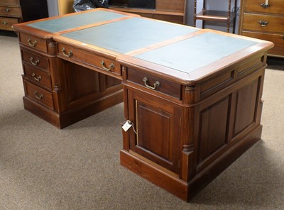 Lot 78 - A 20th Century mahogany partners desk