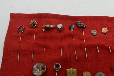 Lot 164 - A collection of 19th Century and later tie pins