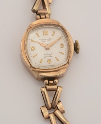Lot 162 - A 9ct yellow gold cocktail watch by Everite