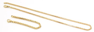 Lot 519 - An 18ct yellow gold matching necklace and bracelet