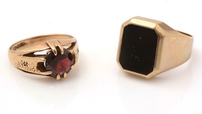 Lot 151 - Two 9ct yellow gold signet rings
