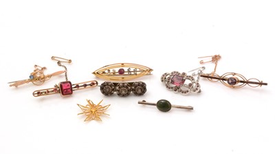 Lot 158 - Four 9ct gold Edwardian brooches, and others