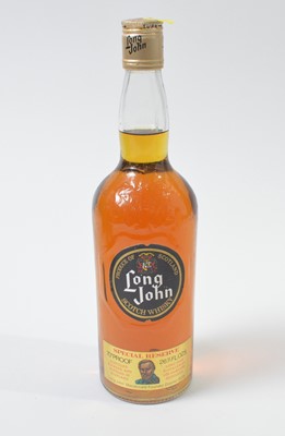 Lot 794 - Long John scotch whisky; The Antiquary Deluxe scotch whisky; and Glayva Liqueur.