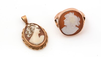 Lot 201 - A cameo ring and pendant.
