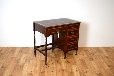 Lot 1 - An early 20th Century mahogany writing desk of small proportions.