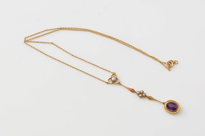 Lot 412 - An Edwardian amethyst and seed pearl necklace