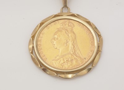 Lot 94 - A Queen Victoria gold sovereign in 9ct yellow gold pendant mount