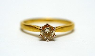 Lot 133 - A single stone diamond ring