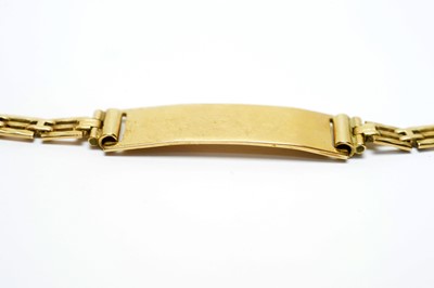 Lot 116 - A 9ct yellow gold identity bracelet