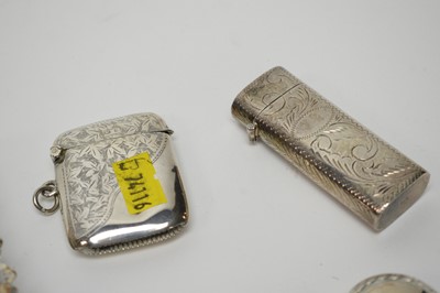 Lot 240 - A selection of small silver items