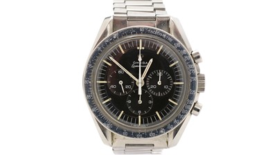 Lot 586 - Post-Moon Omega Speedmaster: a manual wind chronograph wristwatch