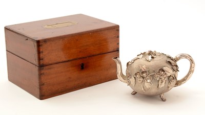Lot 48 - A William IV silver naturalistic tea pot