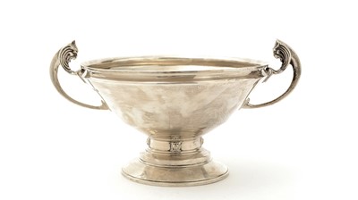 Lot 22 - An art deco silver two handled cup with a conical bowl
