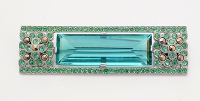 Lot 5 - A 1930s Art Deco emerald green paste demi-parure
