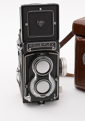 Lot 162 - A Rolleiflex TLR camera