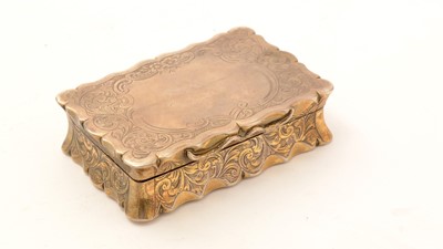 Lot 289 - A Victorian silver snuff box