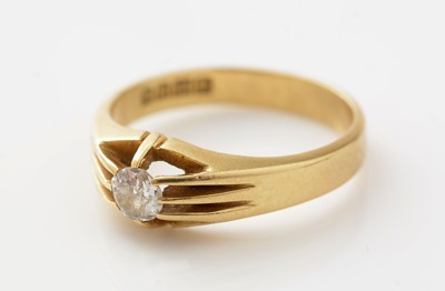 Lot 443 - A single stone diamond ring