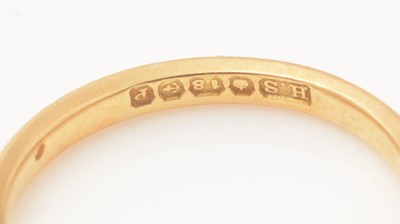 Lot 176 - A selection of gold rings