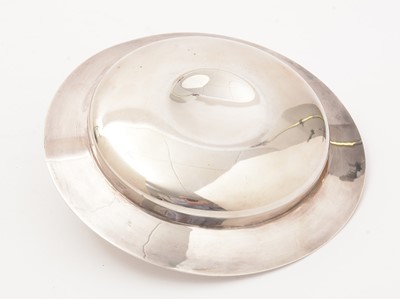 Lot 204 - A silver armada dish, by Reid & Sons