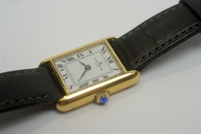 Lot 182 - Baume & Mercier: an 18ct yellow gold cased lady's wristwatch