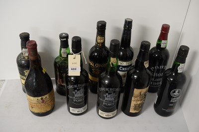 Lot 602 - A selection of bottles of port.
