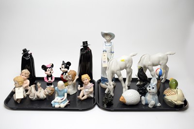 Lot 352 - A selection of decorative ceramic figures