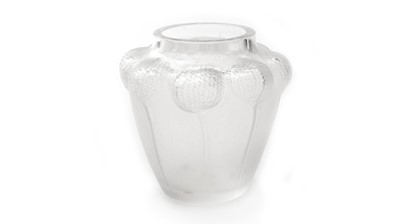 Lot 825 - Lalique Allium Vase