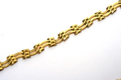 Lot 145 - A matching 9ct yellow gold necklace and bracelet