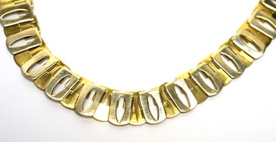 Lot 146 - A 9ct yellow and white gold necklace