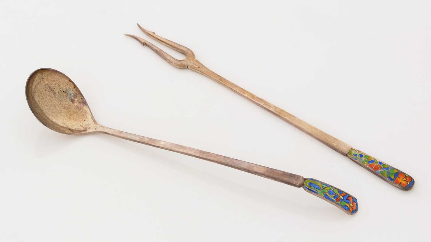 Lot 126 - A George V silver pickle fork and pickle spoon